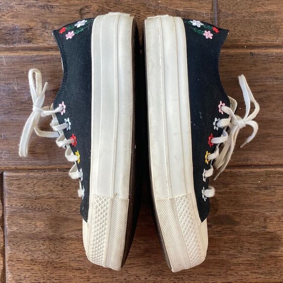 CONVERSE Star Lift Platform Low Floral Embroidered Sneakers Womens size 7 - Picture 3 of 14